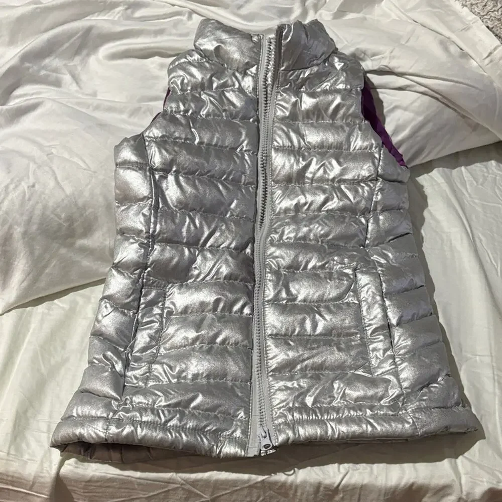 Climate Concepts xs 4/5 Silver Puffer Vest purple lining pockets worn once euc